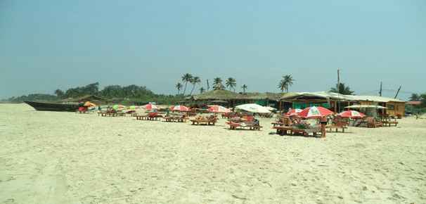 Benaulim Beach Shacks and Beds